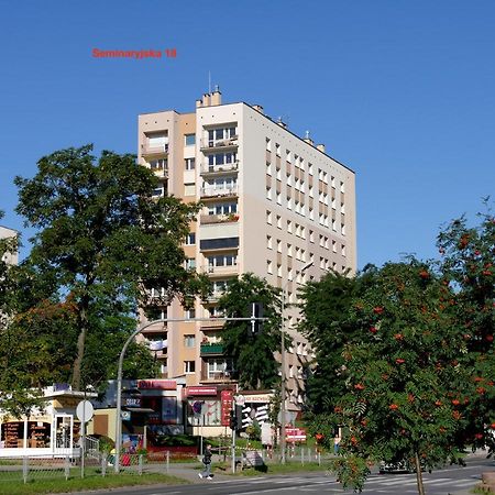 Lokum Seminaryjska Apartament Z Darmowym Parkingiem Kielce Exteriör bild